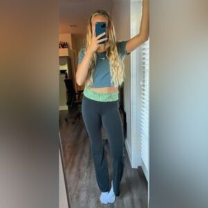 Victoria’s Secret PINK yoga pants